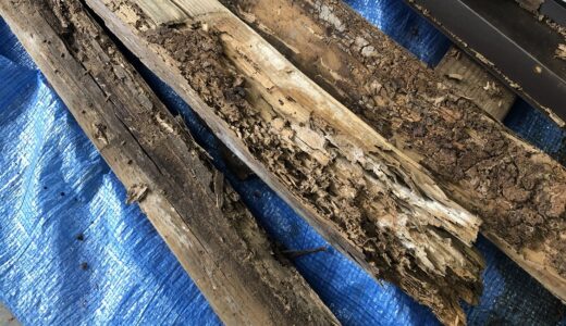 30年以上前のプレハブ建物のシロアリで腐った土台交換と補強工事